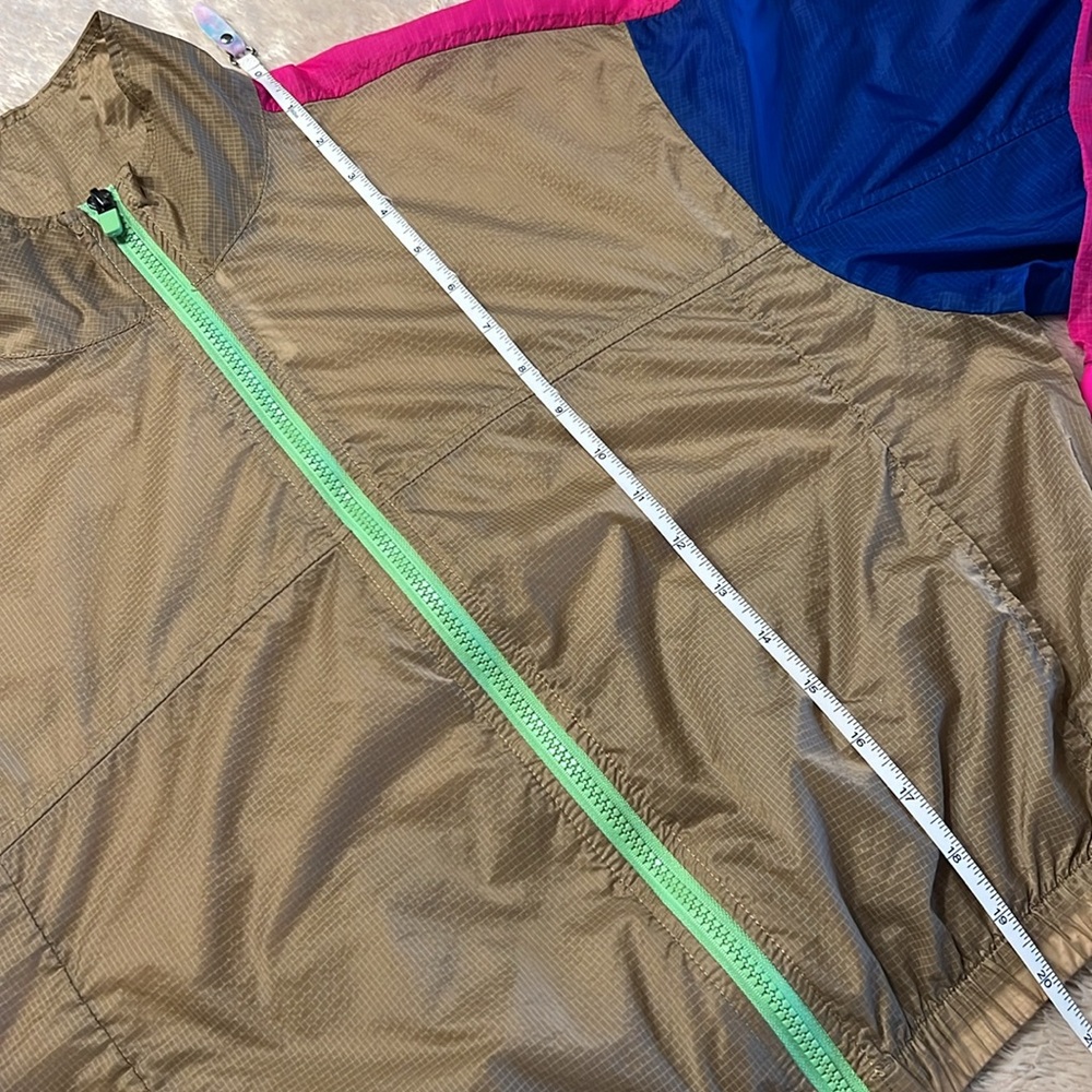FABLETICS Payton Woven Jacket - Picture 11 of 14